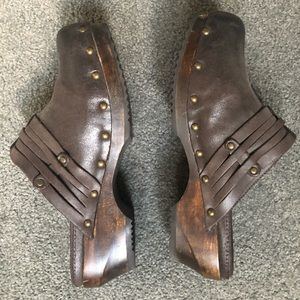 Brown Frye Clogs